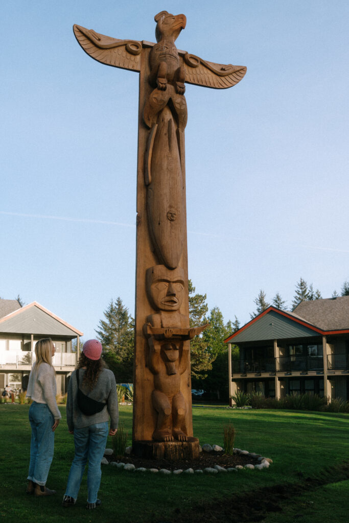 photo by shorewood collective - Maht-Mas-Uuthluuk č̓iinuł